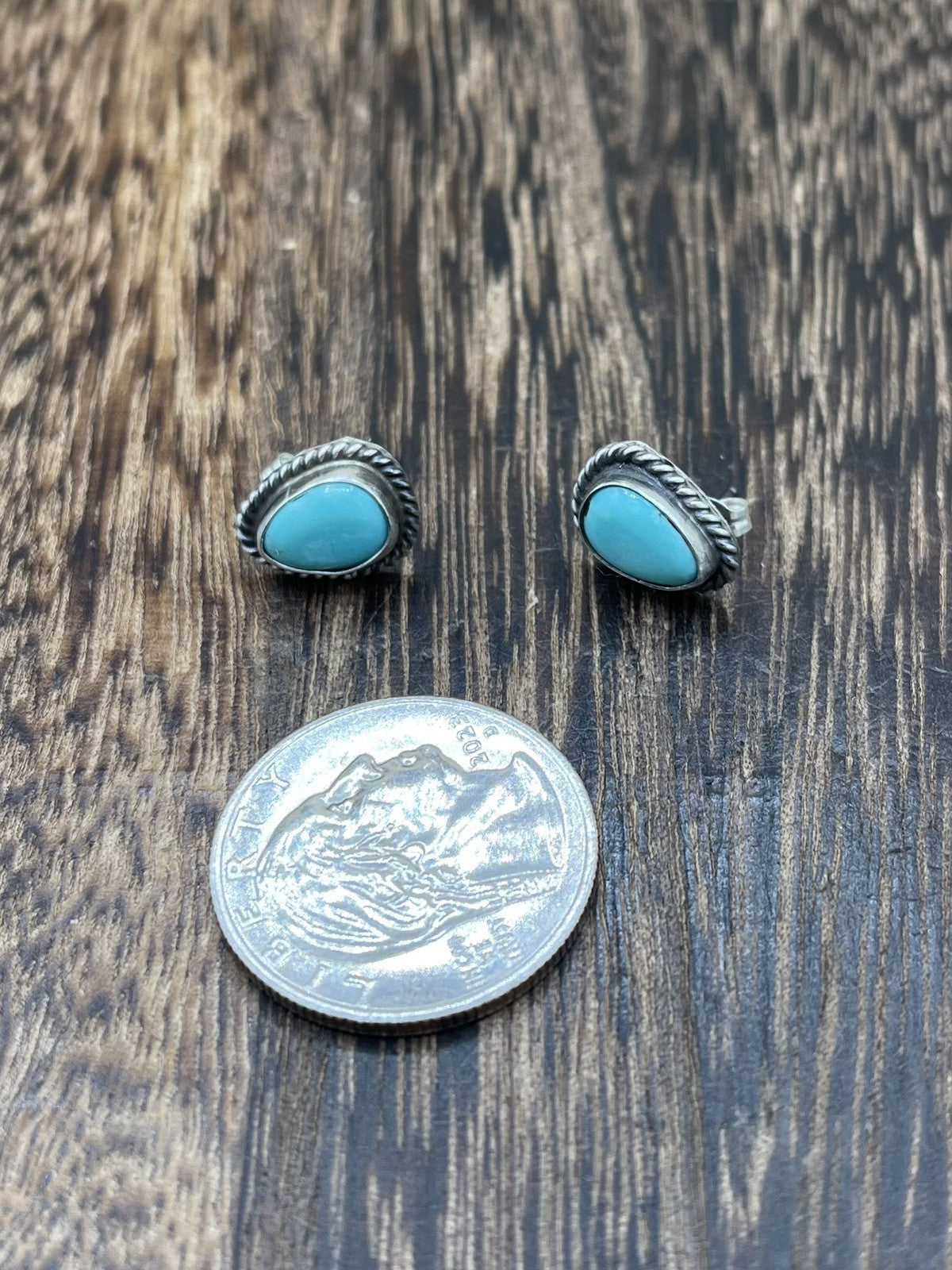 Navajo Handmade Sterling Silver Kingman Turquoise Post Stud Earrings Byron Begay