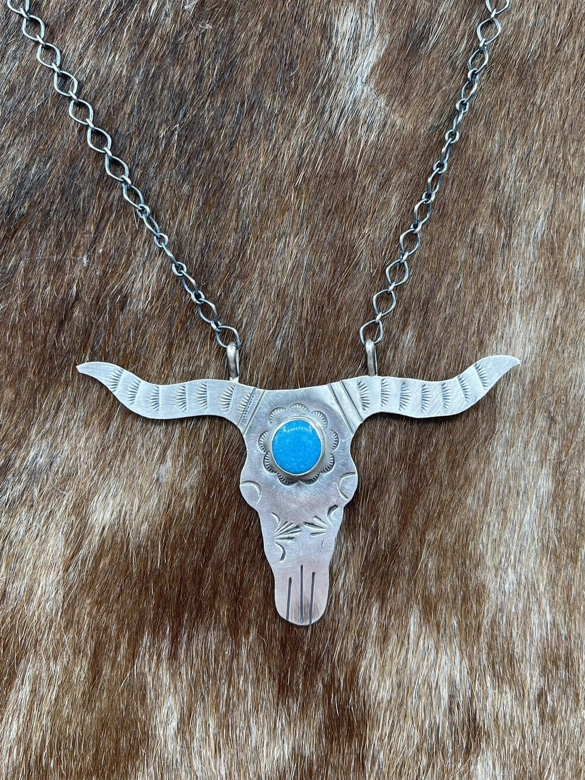 Navajo Handmade Sterling Silver Kingman Turquoise Longhorn Necklace By Betta Lee