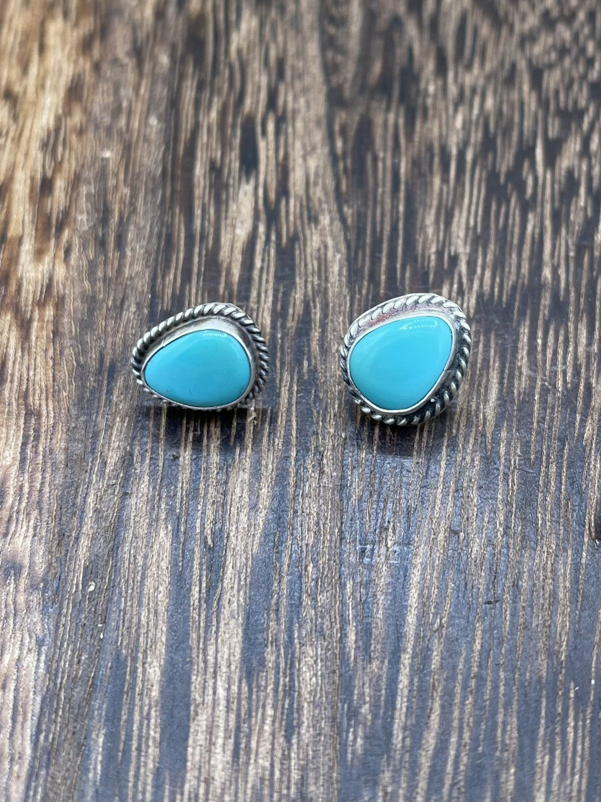 Navajo Handmade Sterling Silver Kingman Turquoise Post Stud Earrings Byron Begay