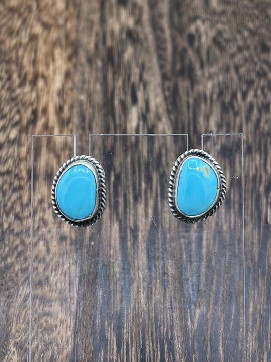 Navajo Handmade Sterling Silver Kingman Turquoise Post Stud Earrings Byron Begay