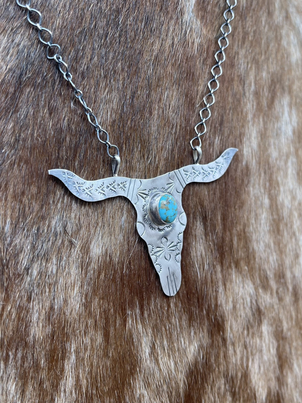 Navajo Handmade Sterling Silver Kingman Turquoise Longhorn Necklace By Betta Lee