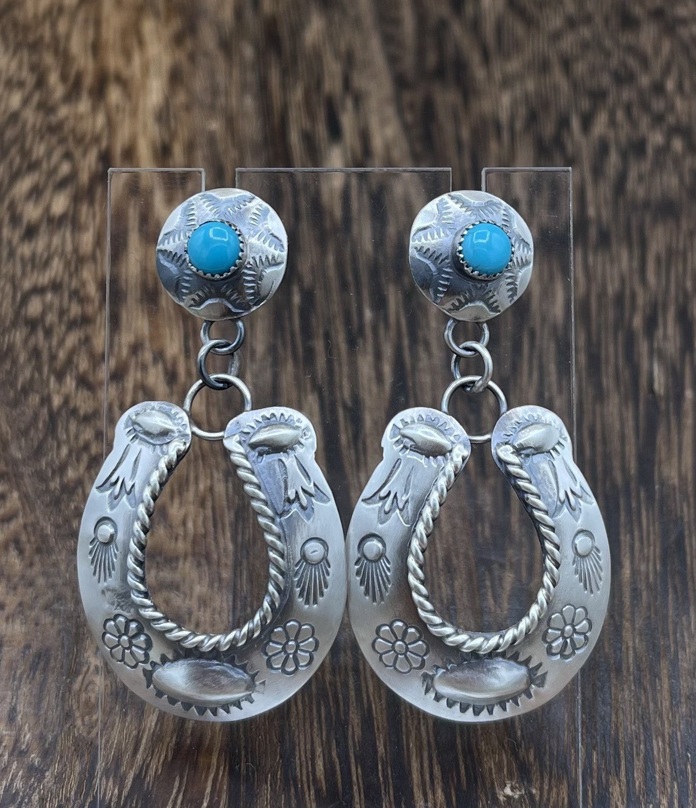 Navajo Handmade Sterling Silver Kingman Turquoise Old Look Horse Shoe Earrings