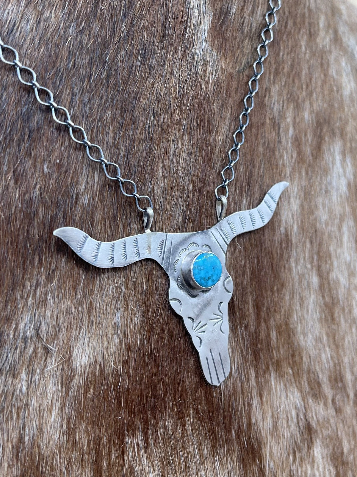 Navajo Handmade Sterling Silver Kingman Turquoise Longhorn Necklace By Betta Lee