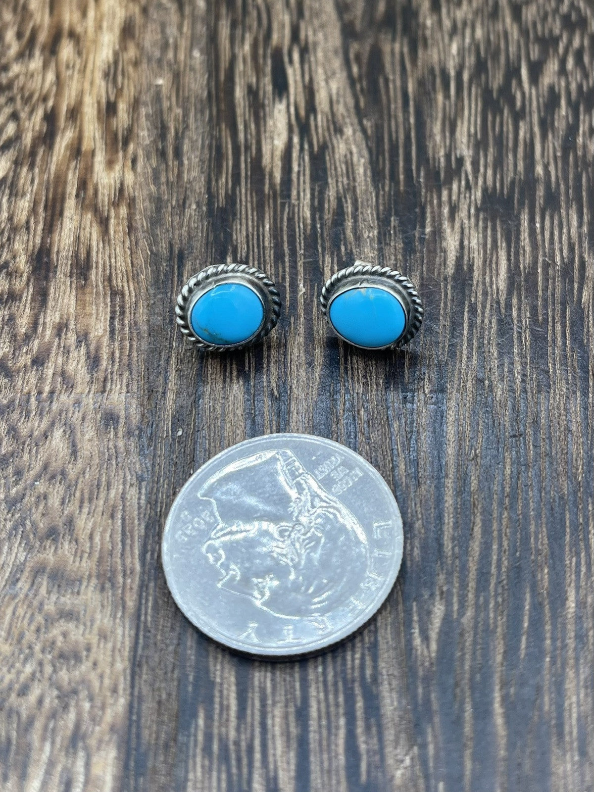 Navajo Handmade Sterling Silver Kingman Turquoise Post Stud Earrings Byron Begay