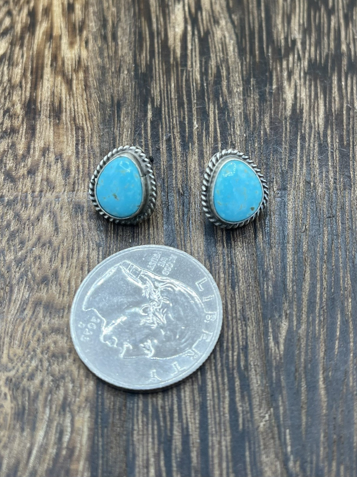 Navajo Handmade Sterling Silver Kingman Turquoise Post Stud Earrings Byron Begay