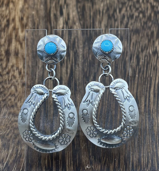 Navajo Handmade Sterling Silver Kingman Turquoise Old Look Horse Shoe Earrings