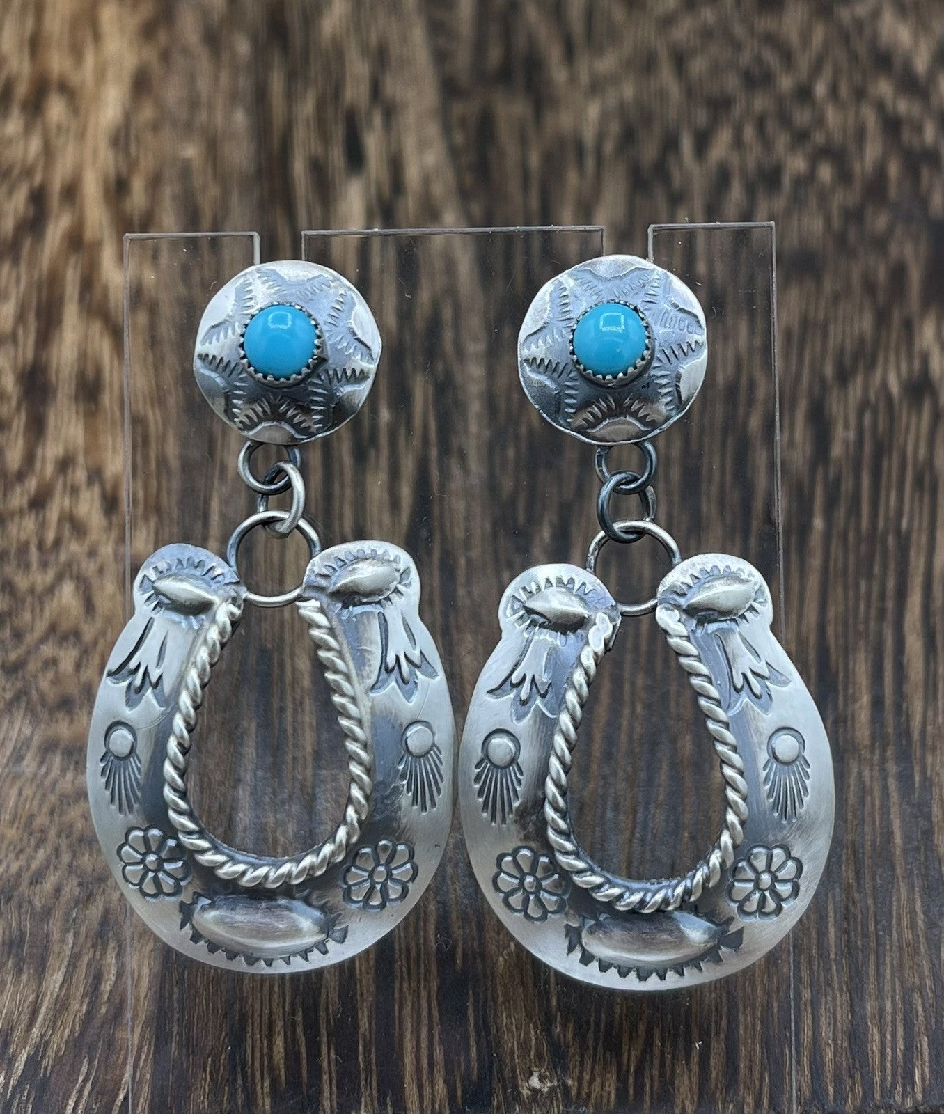 Navajo Handmade Sterling Silver Kingman Turquoise Old Look Horse Shoe Earrings