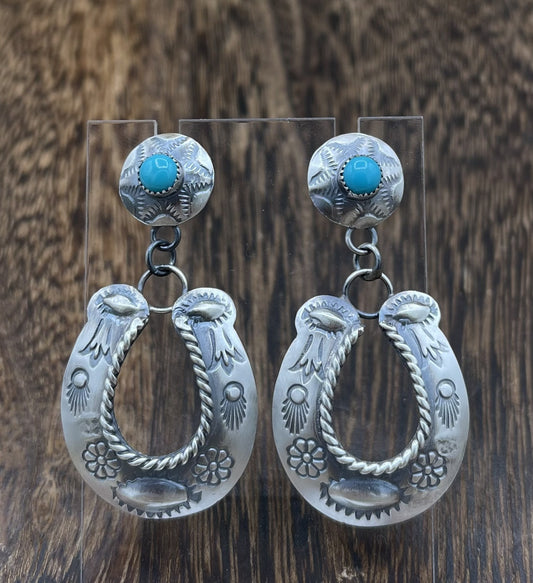 Navajo Handmade Sterling Silver Kingman Turquoise Old Look Horse Shoe Earrings