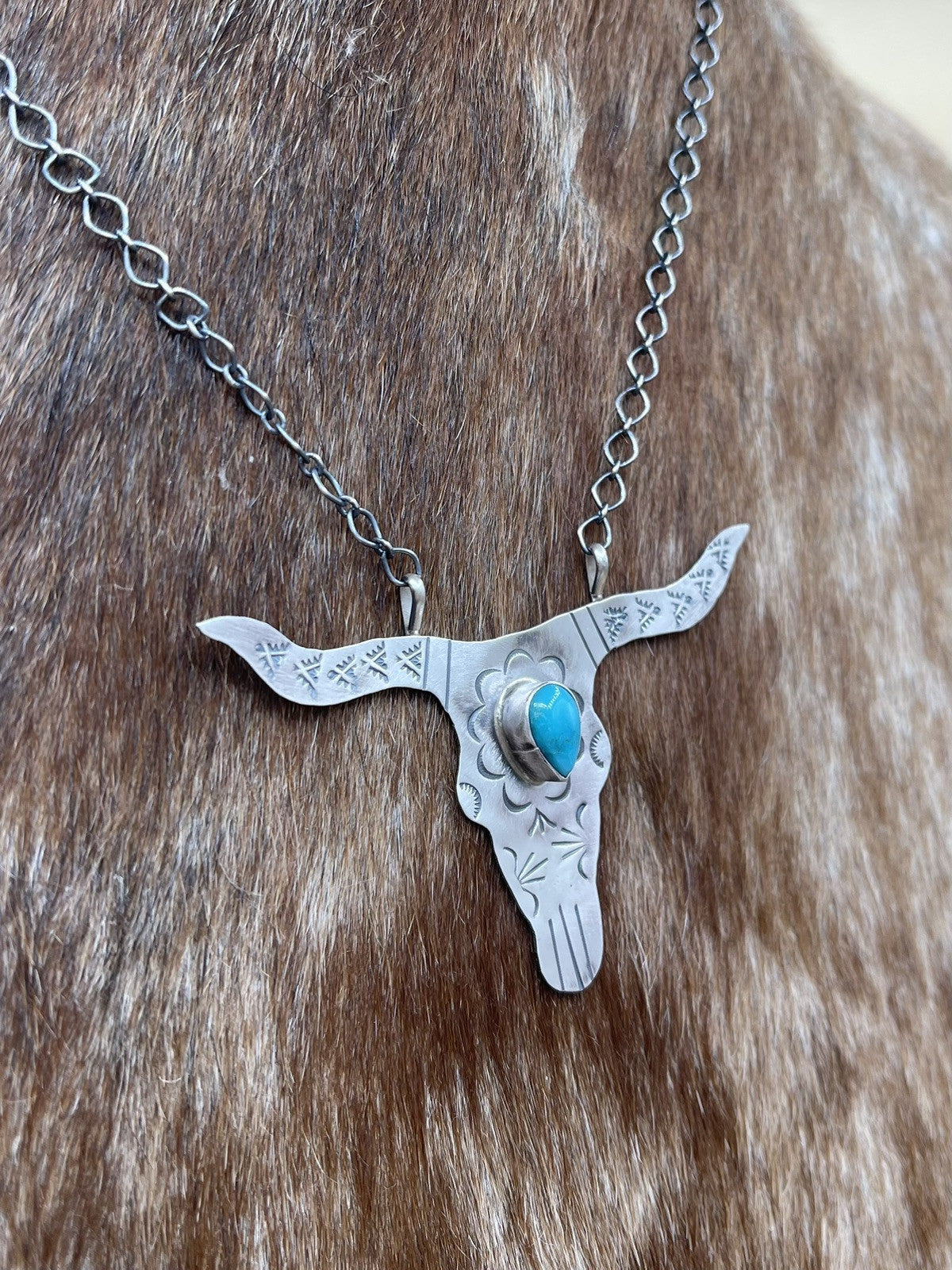 Navajo Handmade Sterling Silver Kingman Turquoise Longhorn Necklace By Betta Lee