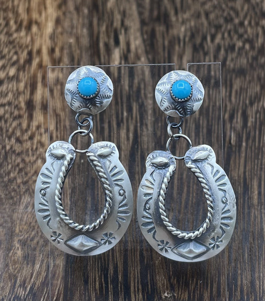 Navajo Handmade Sterling Silver Kingman Turquoise Old Look Horse Shoe Earrings